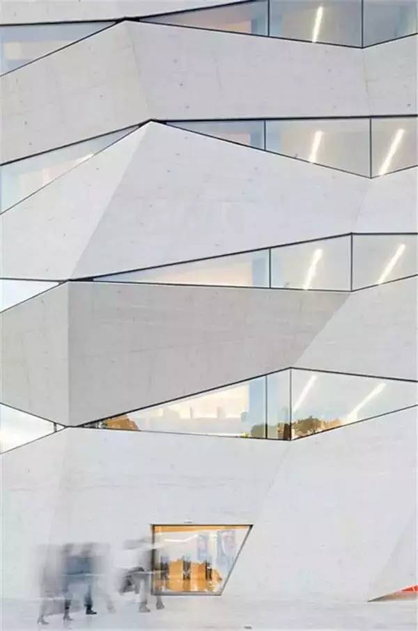 1456555326101189.jpg