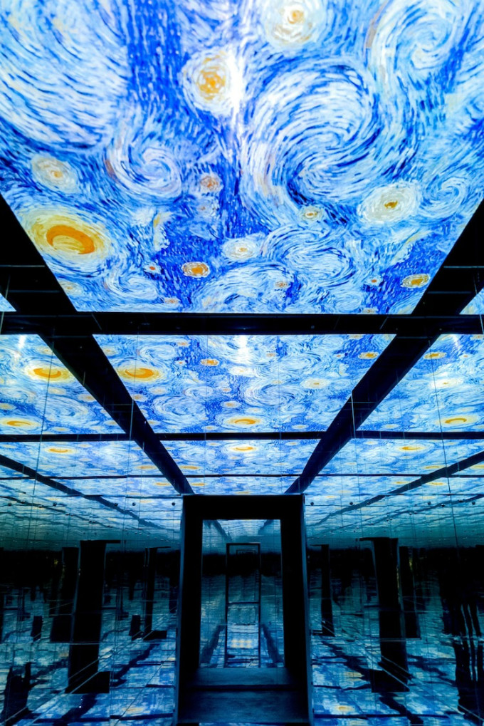 van-gogh-art-atelier-des-lumieres-6.jpg